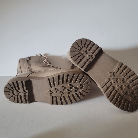 Torrid Tan Combat boots - Picture 8 of 8